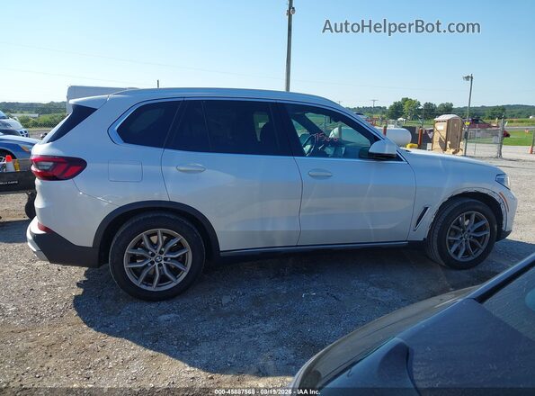 5UXCR6C0XP9P28849 2023 BMW X5 White Вид щитка приладів