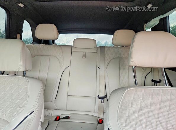 5UXCR6C54KLK80583 2019 BMW X5 Black Vista de los asientos traseros