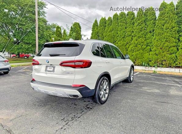 5UXCR6C55KLL61916 2019 BMW X5 White Delantero derecho
