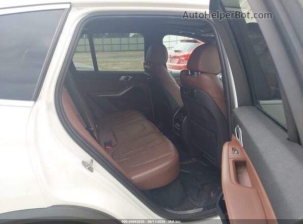 5UXCR6C56KLK89723 2019 BMW X5 White VIN კოდის სტიკერის ხედი