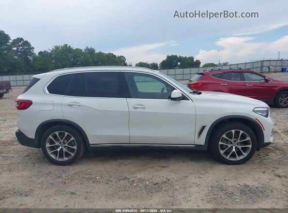 5UXCR6C56KLK89723 2019 BMW X5 White უკანა სალონის ხედი