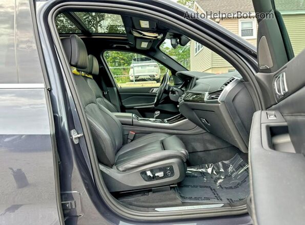 5UXCR6C57KLL23006 2019 BMW X5 Black Սարքավորումների վահանակի տեսք