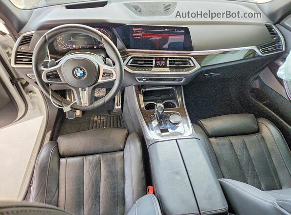 5UXCR6C58KLL08823 2019 BMW X5 Белый Вид панели приборов