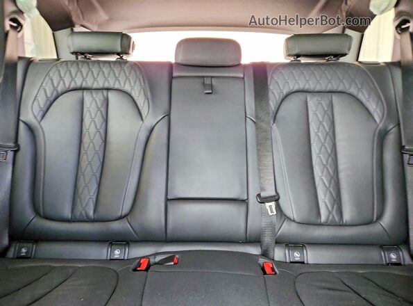 5UXCR6C58KLL08823 2019 BMW X5 Белый Вид задних сидений
