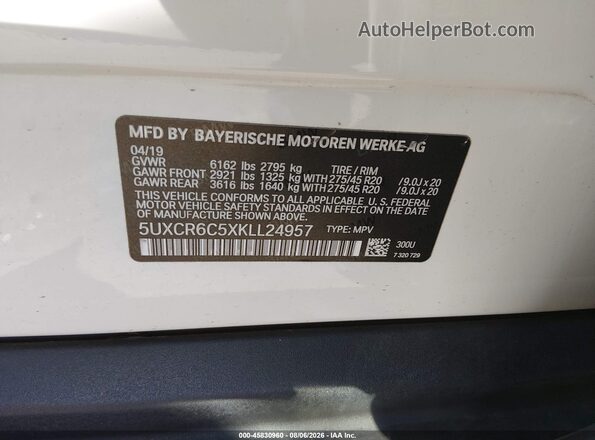 5UXCR6C5XKLL24957 2019 BMW X5 White Engine compartment view