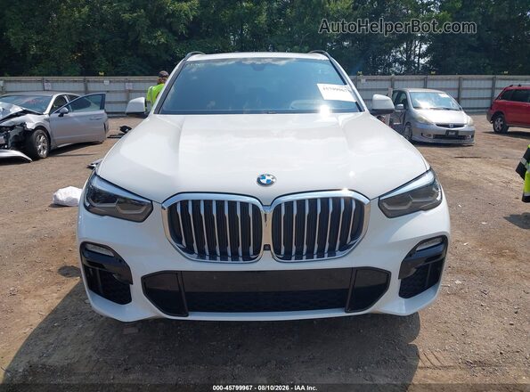5UXCR6C5XKLL53424 2019 BMW X5 White ხელსაწყოთა პანელის ხედი