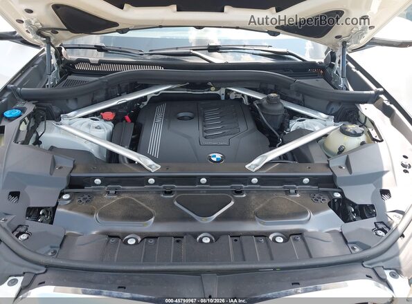 5UXCR6C5XKLL53424 2019 BMW X5 White უკანა ხედი