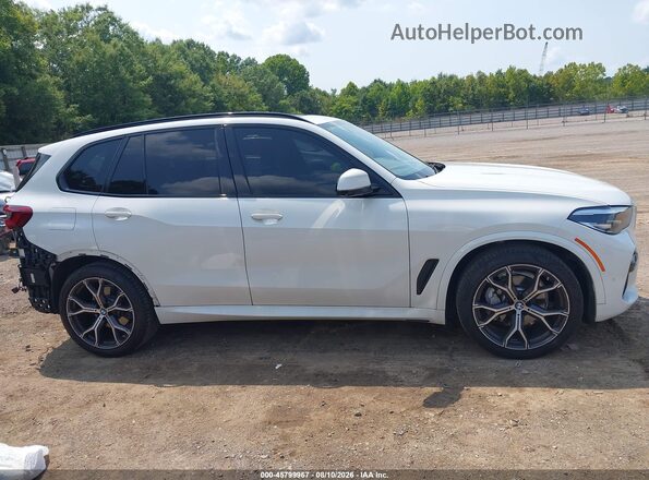 5UXCR6C5XKLL53424 2019 BMW X5 White უკანა სალონის ხედი
