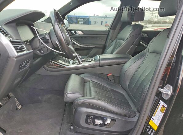 5UXCW2C00L9B63140 2020 BMW X7 Черный Вид салона спереди