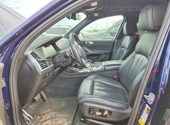 5UXCW2C00M9G33782 2021 BMW X7 Blue Dashboard view