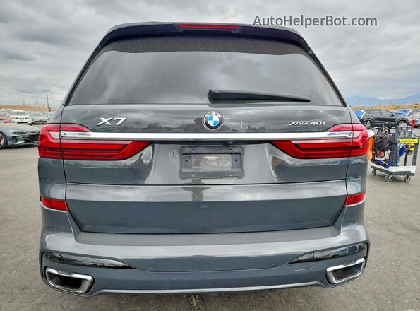 5UXCW2C00M9H88302 2021 BMW X7 Gray Rear view