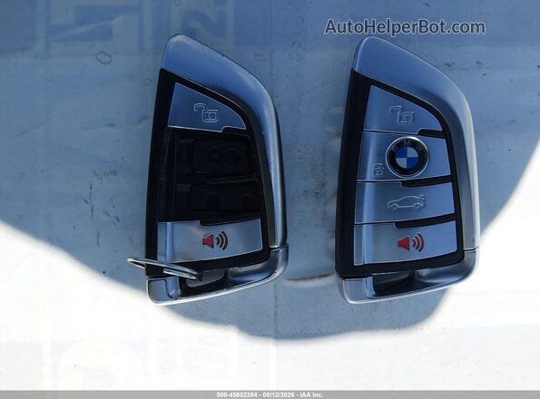 5UXCW2C01L9C60010 2020 BMW X7 Black Vista del salpicadero