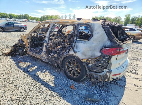 5UXCW2C03M9F25334 2021 BMW X7 White Tył lewy