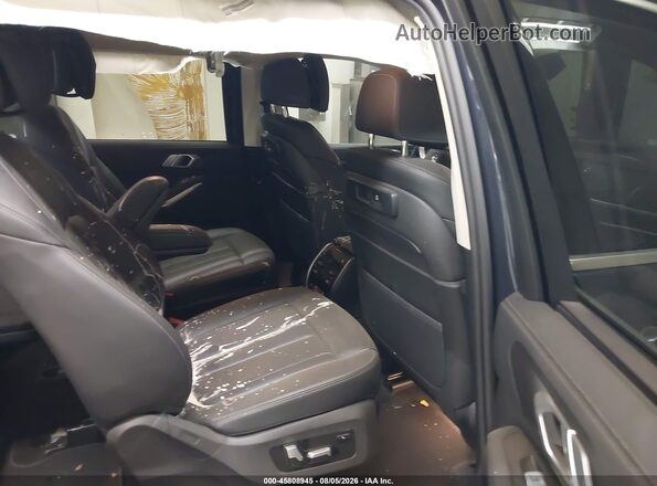 5UXCW2C03N9K13612 2022 BMW X7 Blue Вид наклейки з VIN-кодом