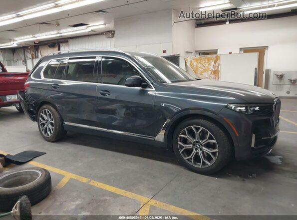 5UXCW2C03N9K13612 2022 BMW X7 Blue Панорамний вид салону 360°