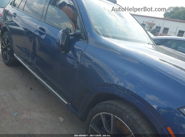 5UXCW2C04N9L65155 2022 BMW X7 Blue Вид спереду