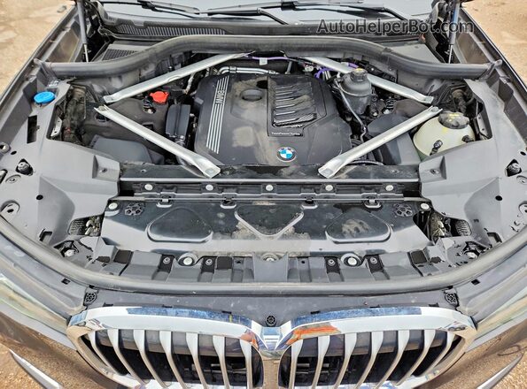 5UXCW2C04N9M86137 2022 BMW X7 Black Widok wnętrza z tyłu