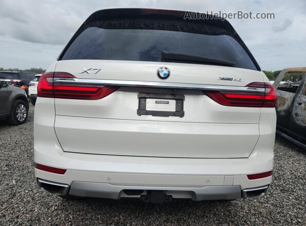 5UXCW2C06M9F55279 2021 BMW X7 White Вид ззаду
