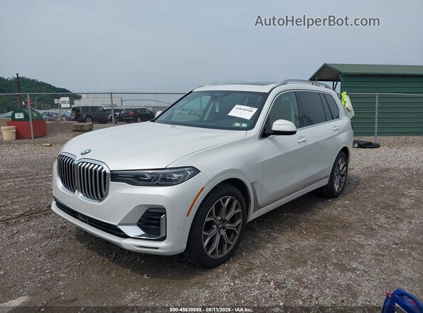 5UXCW2C08M9H93229 2021 BMW X7 White Передня ліва чверть