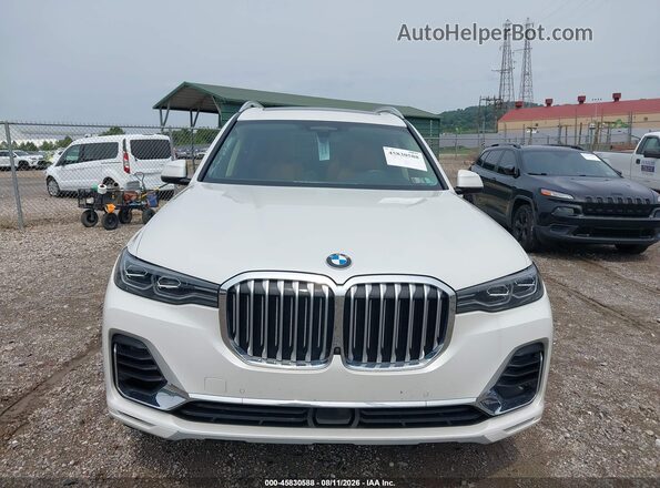 5UXCW2C08M9H93229 2021 BMW X7 White Вид щитка приладів