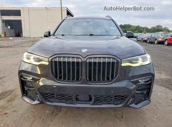 5UXCW2C08N9K23312 2022 BMW X7 Black Widok z przodu