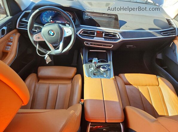 5UXCW2C08N9L24785 2022 BMW X7 Blue Dashboard view