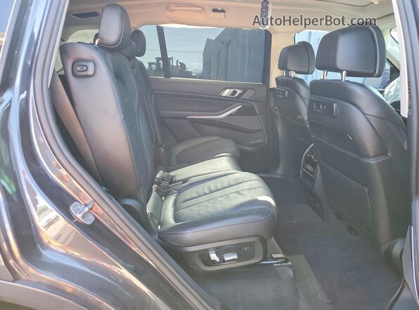 5UXCW2C51KL084344 2019 BMW X7 Серый Вид задней части салона