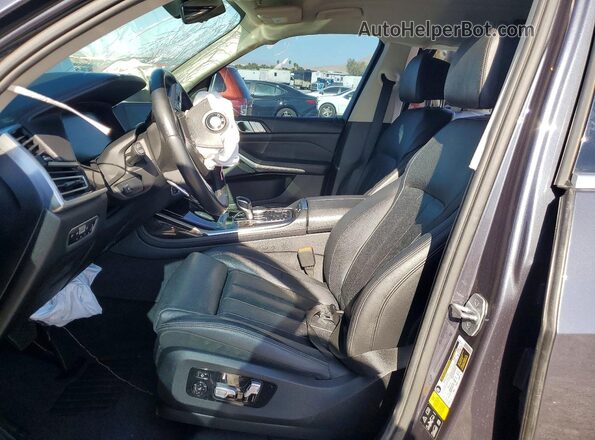 5UXCW2C51KL084344 2019 BMW X7 Серый Вид салона спереди