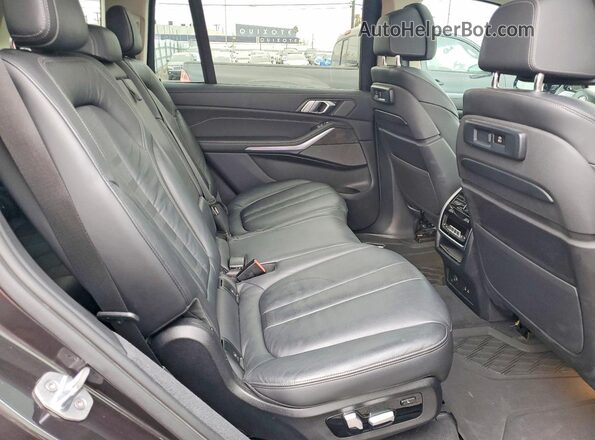 5UXCW2C51KL089916 2019 BMW X7 Black Вид задньої частини салону