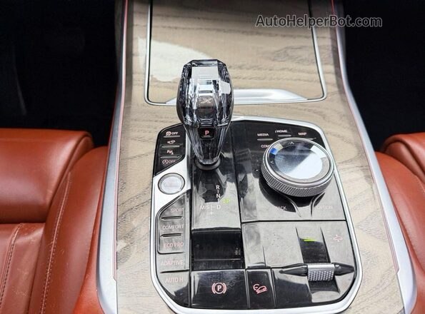 5UXCW2C52KLB43713 2019 BMW X7 Gray Widok komory silnika