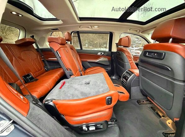 5UXCW2C52KLB43713 2019 BMW X7 Gray Widok wnętrza z przodu