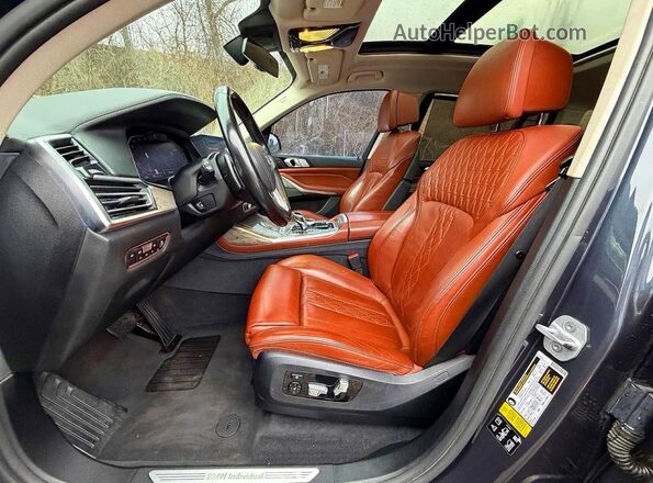 5UXCW2C52KLB43713 2019 BMW X7 Gray Widok wnętrza 360 stopni