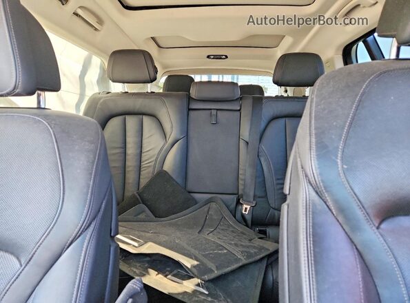 5UXCW2C55KL089580 2019 BMW X7 Gray Vista interior trasera