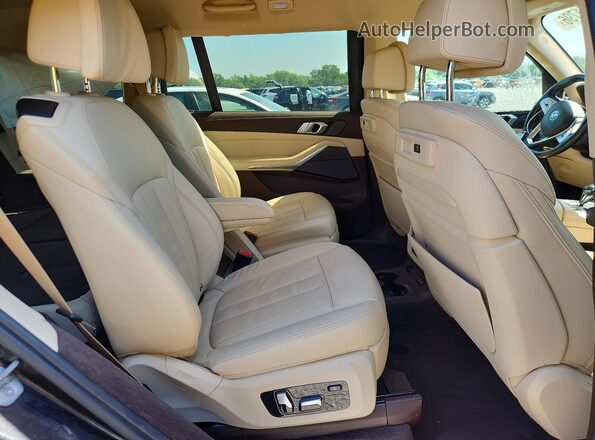 5UXCX4C52KLS38861 2019 BMW X7 Black Вид задньої частини салону