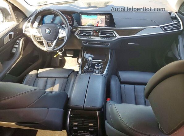5UXCX4C53KLS36228 2019 BMW X7 White Widok deski rozdzielczej