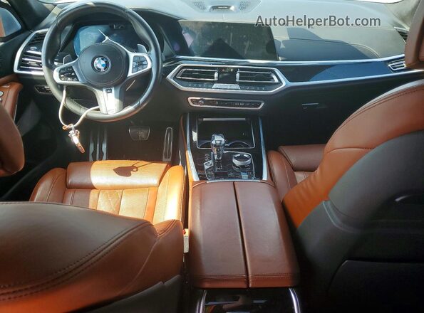 5UXCX4C59KLS37061 2019 BMW X7 White Widok deski rozdzielczej
