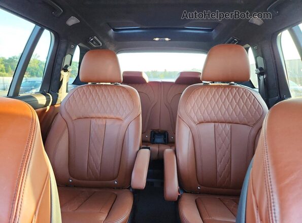 5UXCX6C09M9E15859 2021 BMW X7 Серый Вид задних сидений