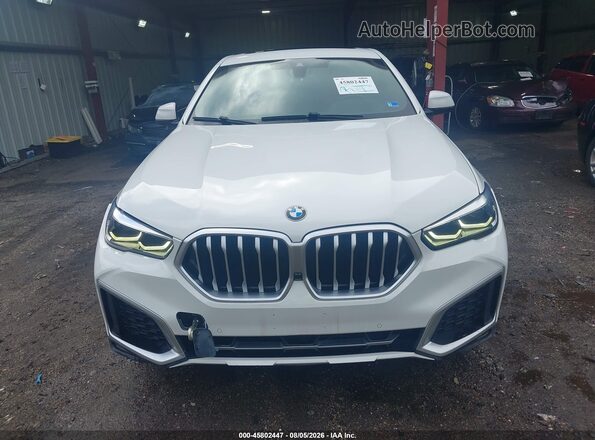 5UXCY4C01M9H36165 2021 BMW X6 White Вид задньої частини салону