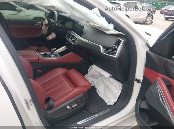 5UXCY6C03N9J65871 2022 BMW X6 White Vista interior delantera