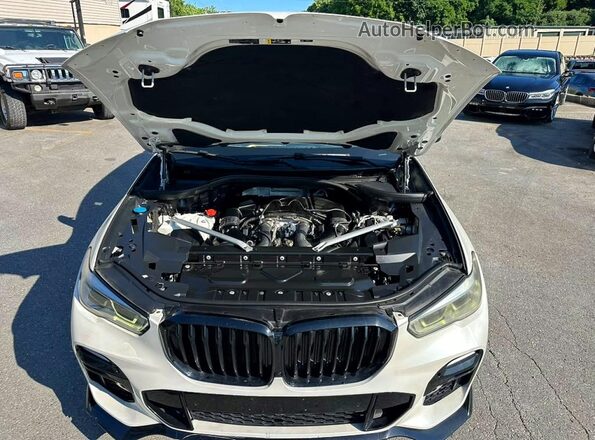 5UXJU2C53KLN49994 2019 BMW X5 White წინა ხედი