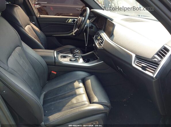 5UXJU2C56KLN67096 2019 BMW X5 Dark Blue Front interior view