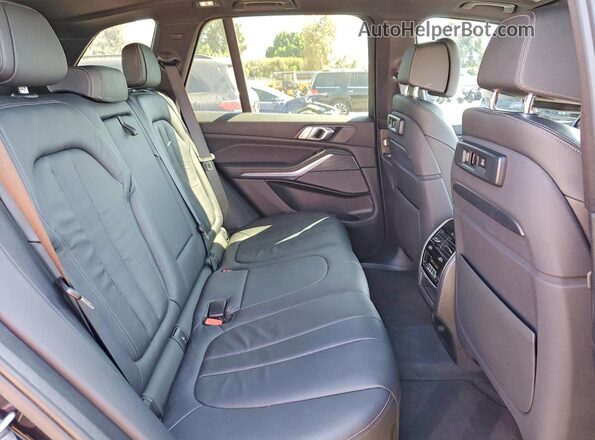 5UXJU2C57KLN65759 2019 BMW X5 Blue 