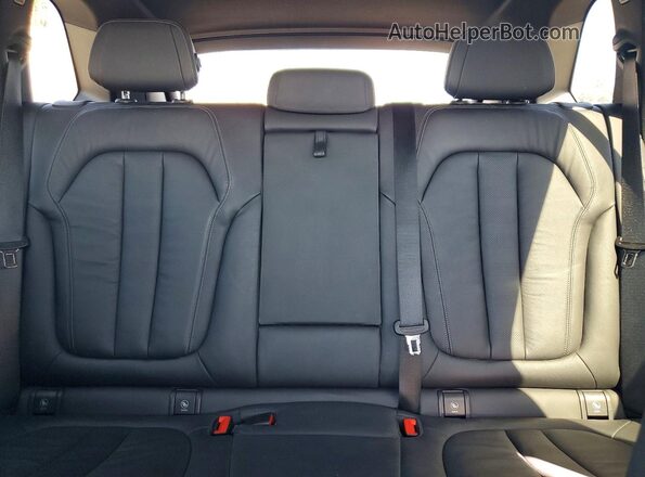 5UXJU2C57KLN65759 2019 BMW X5 Blue 