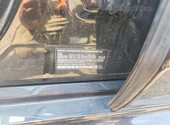 5UXJU4C03N9K58008 2022 BMW X5 Black Vista del compartimento del motor