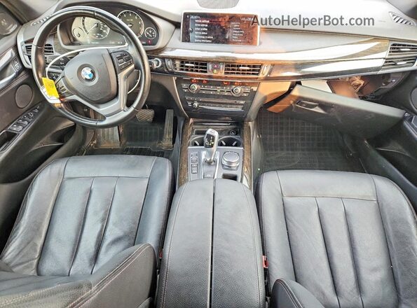 5UXKR0C31H0V81796 2017 BMW X5 Silver Առջևի վահանակի տեսք
