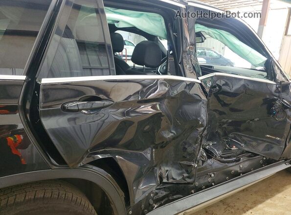 5UXKR0C33H0X80204 2017 BMW X5 Black Rear interior view