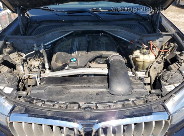 5UXKR0C3XH0V79352 2017 BMW X5 Black Вид підкапотного простору