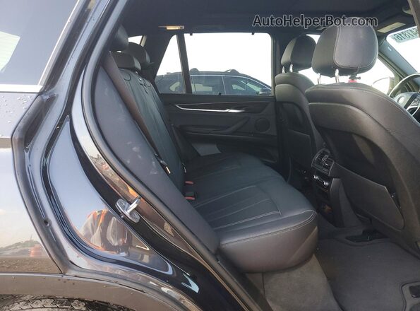 5UXKR0C50J0X88607 2018 BMW X5 Blue Rear seats view