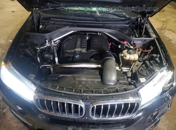 5UXKR0C50JL072885 2018 BMW X5 Charcoal Vista del compartimento del motor