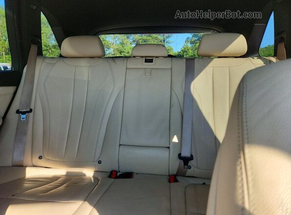 5UXKR0C51J0Y05723 2018 BMW X5 Blue Widok tylnych siedzeń